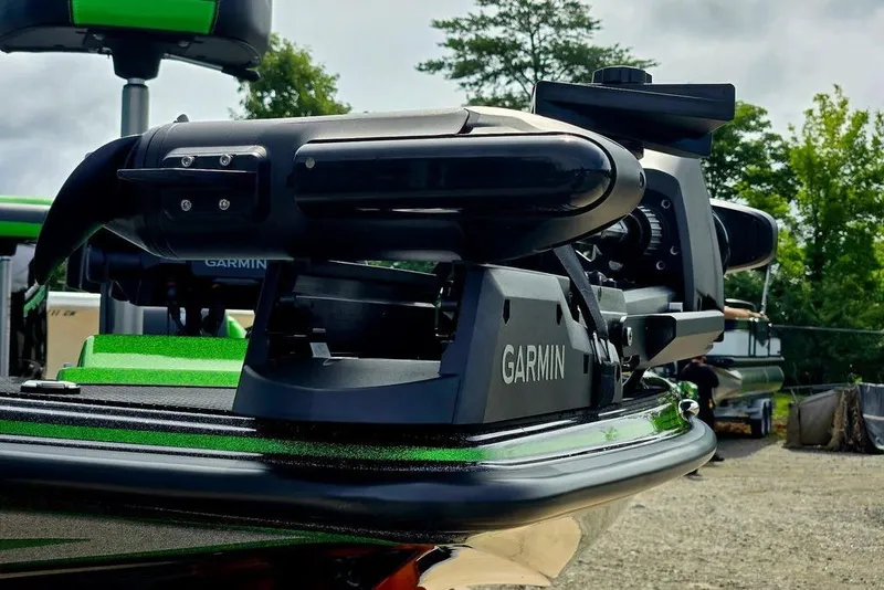 Slide: The Image of 2027 Phoenix 721 ZXL boat with Garmin equipment, close-up view. - 18