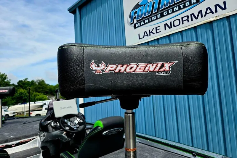 Slide: The Image of Phoenix 721 ZXL boat seat at Lake Norman marine center. - 66