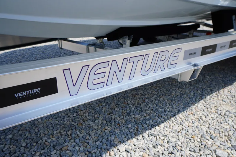 Slide: The Image of Tidewater 232 CC Adventure 2026 - 77