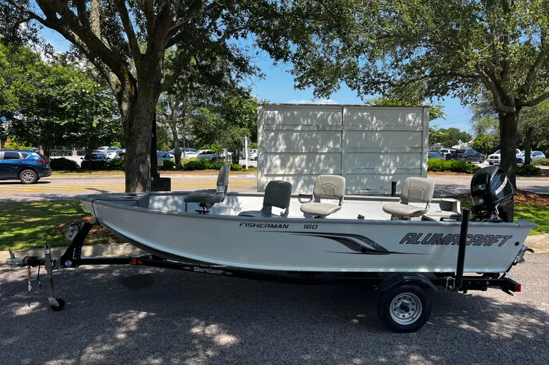 The Image of Alumacraft Fisherman 160 Tiller 2012 - undefined