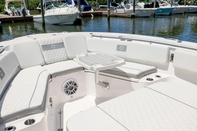 Slide: The Image of Sea Fox 328 Commander 2027 - 59