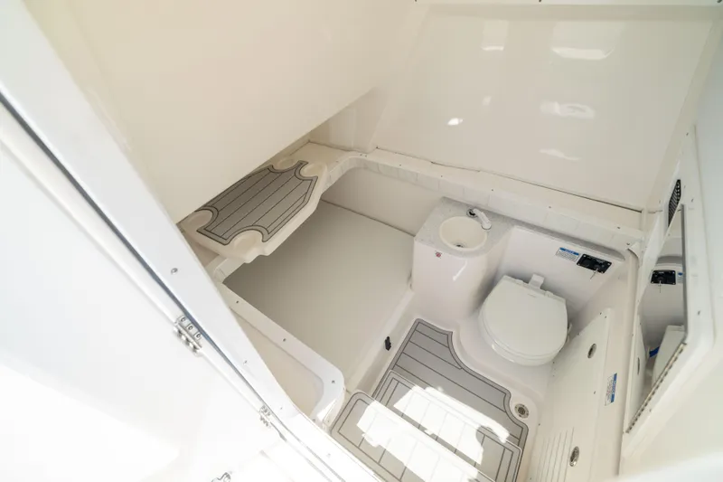 Slide: The Image of Sea Fox 328 Commander 2027 - 56