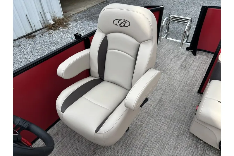 Slide: The Image of Bentley Pontoons LE 180 3 PT Fish 2026 - 13