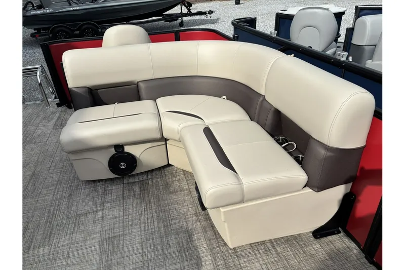Slide: The Image of Bentley Pontoons LE 180 3 PT Fish 2026 - 15
