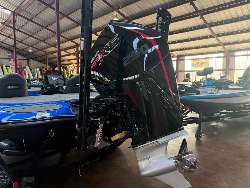 Slide: The Image of Falcon Boats F20 PREDATOR 2027 - 3