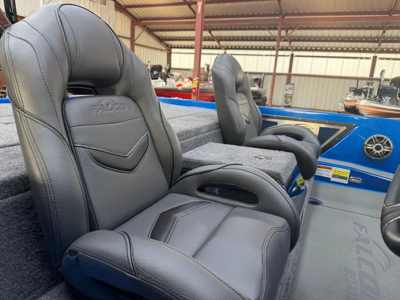 Slide: The Image of Falcon Boats F20 PREDATOR 2027 - 17