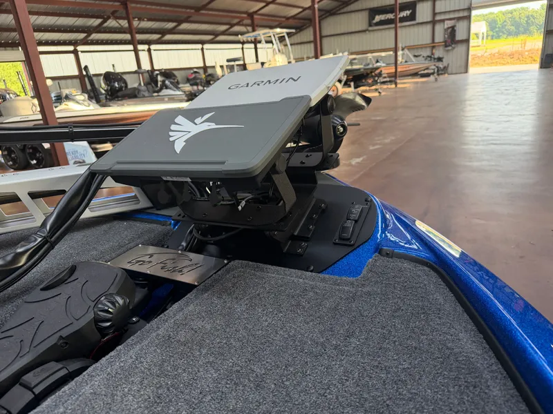 Slide: The Image of Falcon Boats F20 PREDATOR 2027 - 6