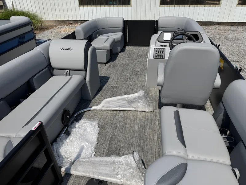 Slide: The Image of Bentley Pontoons BOLT 200 2027 - 4