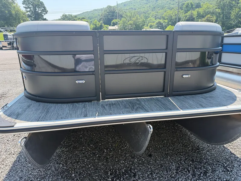 Slide: The Image of Bentley Pontoons BOLT 200 2027 - 3