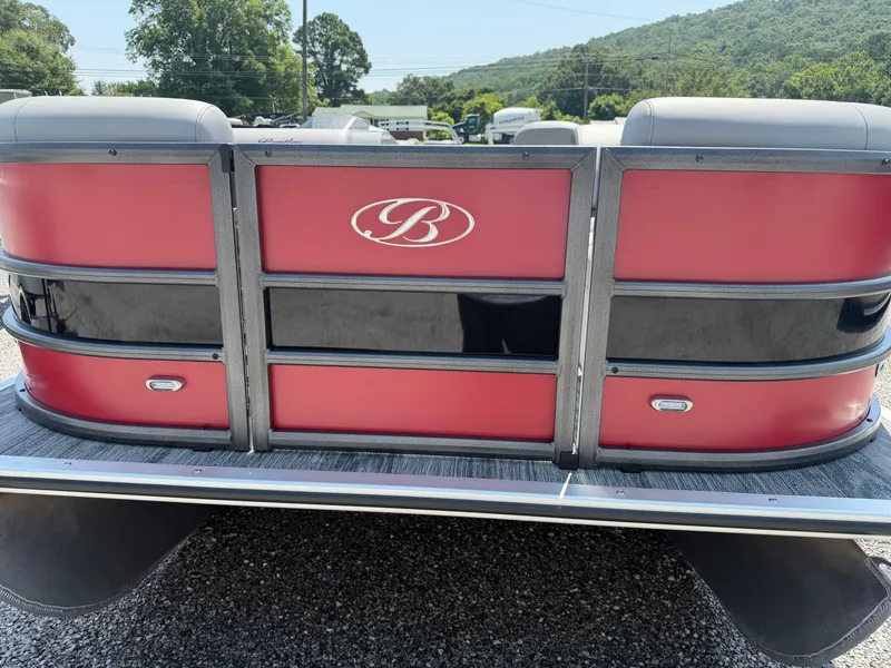 Slide: The Image of Bentley Pontoons Legacy 200 Navigator 2027 - 3