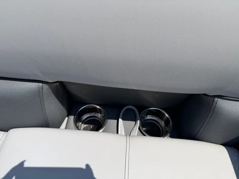 Slide: The Image of Bentley Pontoons Legacy 200 Navigator 2027 - 13