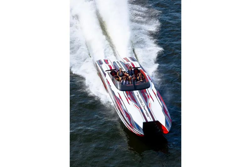 Slide: The Image of 2024 Skater 368 speedboat racing on water, featuring sleek design and vibrant graphics. - 5