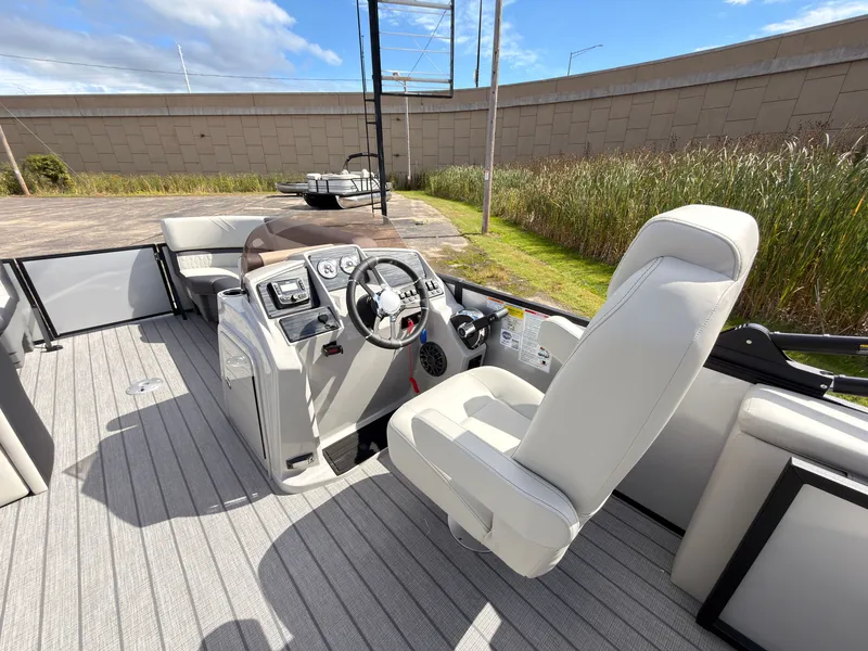 Slide: The Image of The image shows the cockpit of a 2027 Sylvan Q-22 ULZ with a white captain's chair. - 30