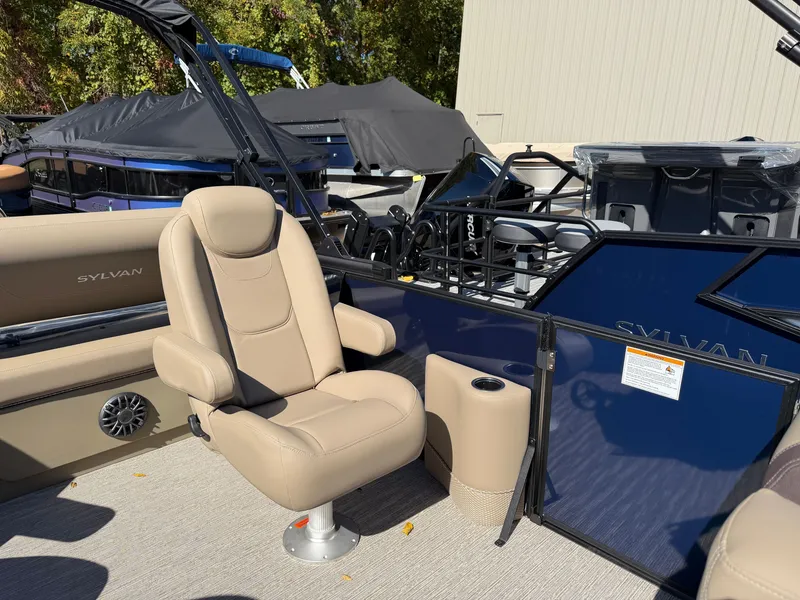 Slide: The Image of Sylvan MIRAGE 822 CLZ DH 2027 with beige seating and blue side panel. - 13