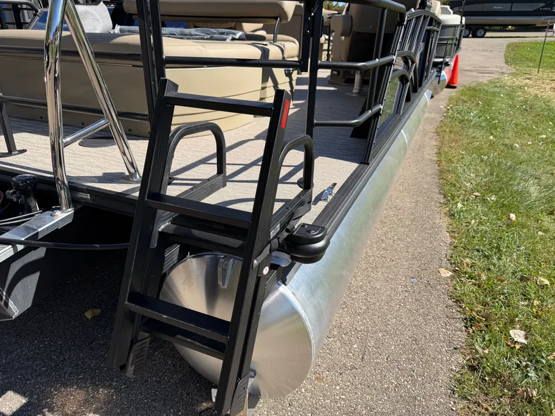 Slide: The Image of Sylvan MIRAGE 822 CLZ DH 2027 with aluminum pontoon and black ladder. - 25