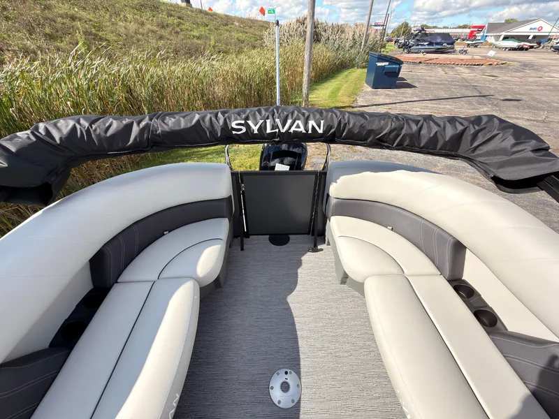 Slide: The Image of Sylvan Mirage 822 LZ 2027 - 59