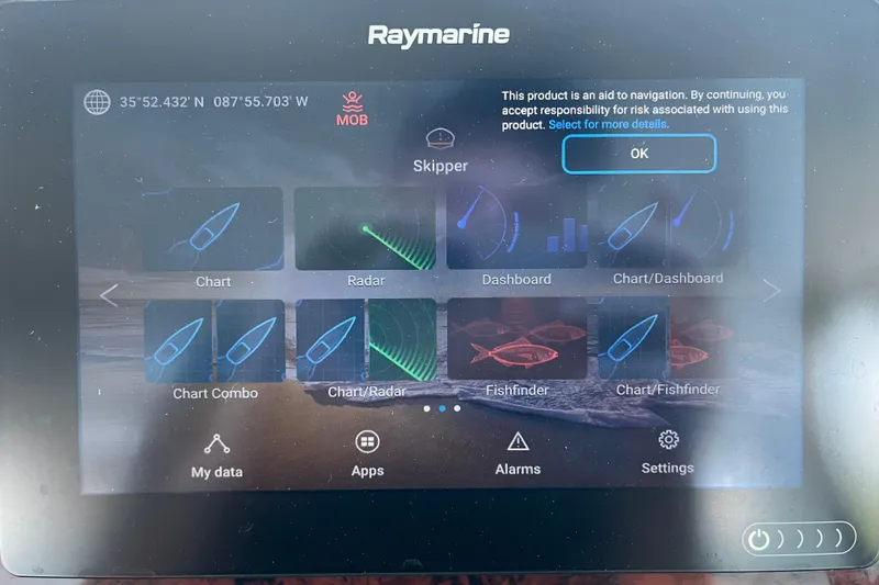 Slide: The Image of Raymarine navigation display on a 2001 Sea Ray 340 Sundancer, showing chart and radar options. - 33