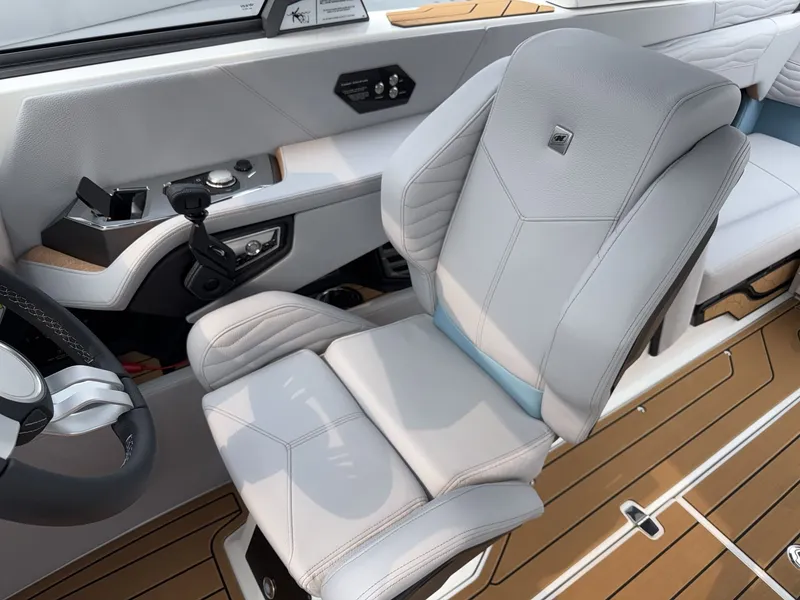 Slide: The Image of Nautique G23 2027 - 11