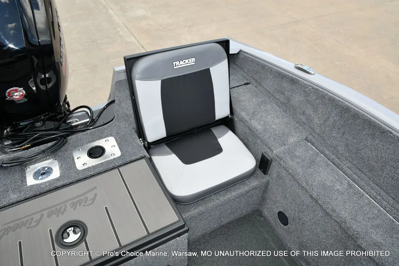 Slide: The Image of Tracker Pro Guide V-175 Combo 2027 - 62