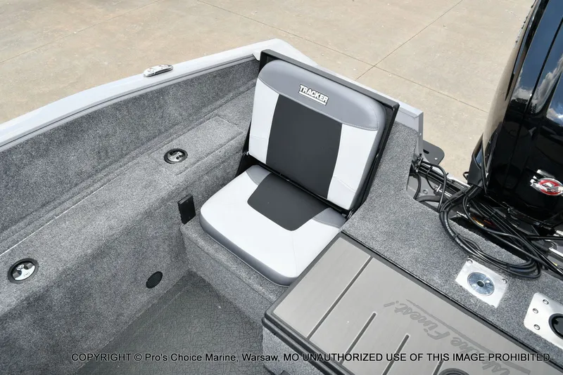 Slide: The Image of Tracker Pro Guide V-175 Combo 2027 - 59