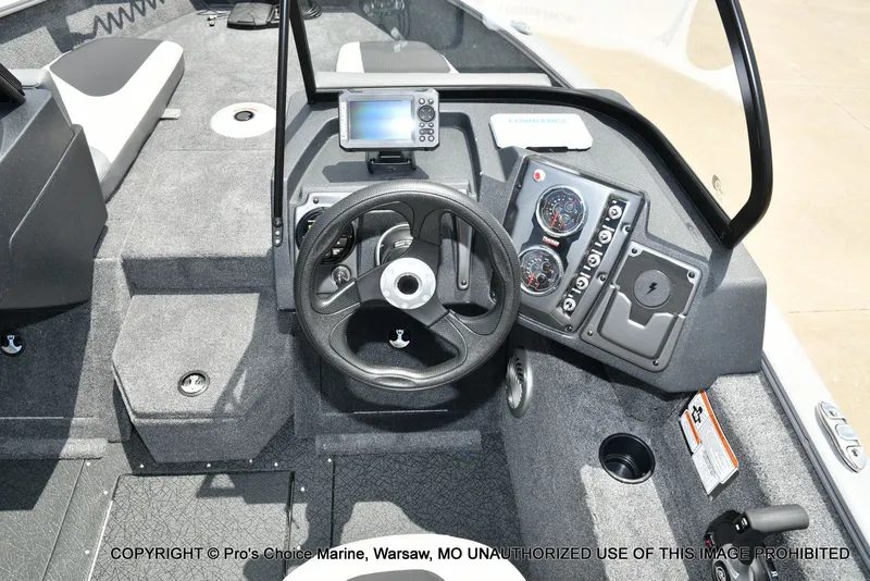 Slide: The Image of Tracker Pro Guide V-175 Combo 2027 - 12