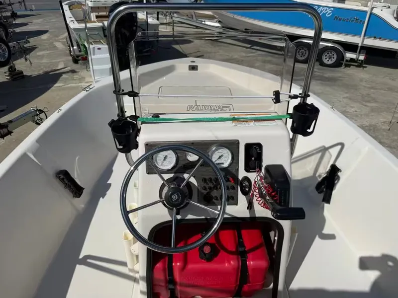 Slide: The Image of Carolina EV180 Sea Skiff 2024 - 8