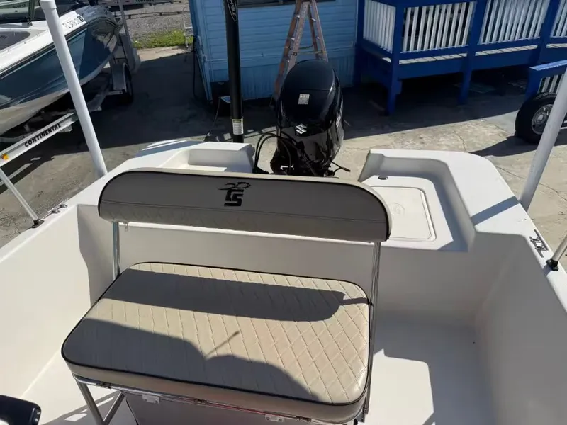 Slide: The Image of Carolina EV180 Sea Skiff 2024 - 7