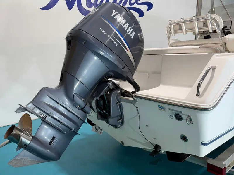 Slide: The Image of Sea Hunt ULTRA 21 2010 - 8