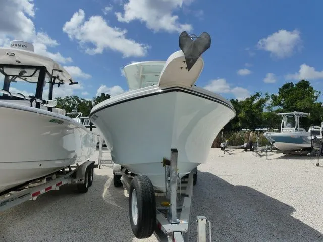 Slide: The Image of Parker Marine 2801 Center Console 2022 - 2