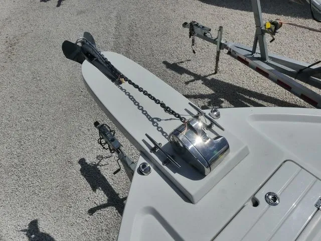 Slide: The Image of Parker Marine 2801 Center Console 2022 - 16