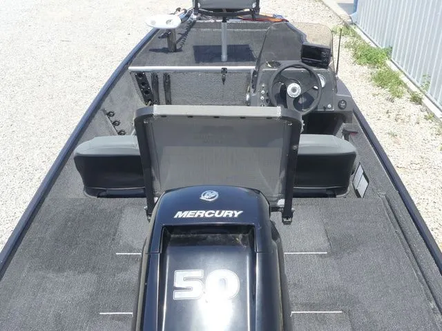 Slide: The Image of Tracker Bass Tracker Classic XL 2020 - 23