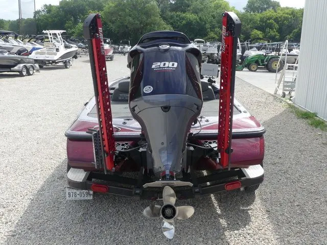 Slide: The Image of Skeeter ZX200 2018 - 28