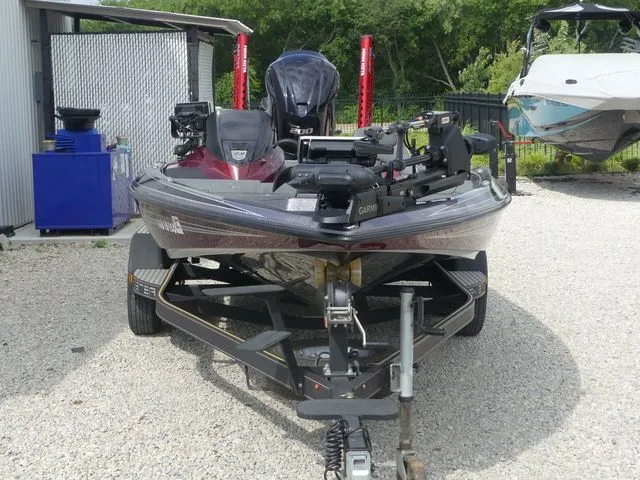 Slide: The Image of Skeeter ZX200 2018 - 4