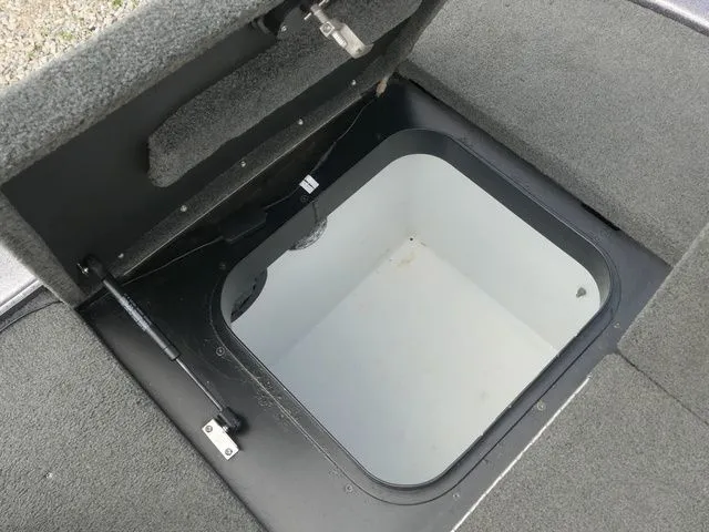Slide: The Image of Skeeter ZX200 2018 - 36