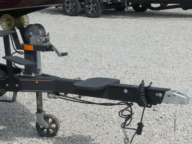 Slide: The Image of Skeeter ZX200 2018 - 15