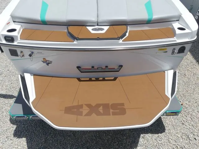 Slide: The Image of Axis T220 2022 - 21