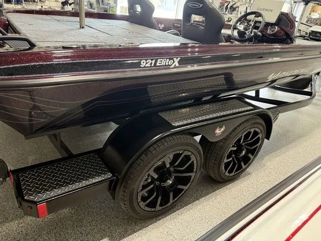 Slide: The Image of Phoenix Bass Boat 921 Elite X 2026 - 16