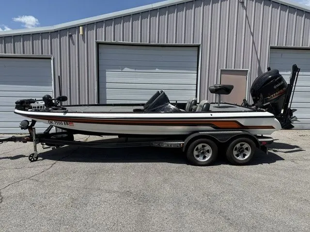 The Image of Skeeter ZX20 2013 - 1