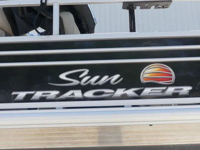 Slide: The Image of Tracker FISHIN BARGE 22DLX 2022 - 12