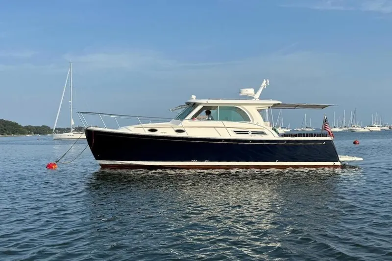 Slide: The Image of 2018 Back Cove 32 “LA PATRONA” Offered by Northstar Yacht Sales - Please Contact: Chris Carney, CPYB at 401-633-2070 - 36