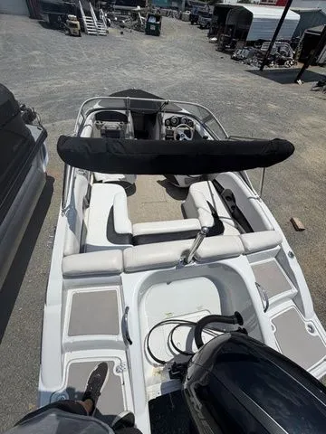 Slide: The Image of Crownline Boats 19 XS - 150 HP Mercury 2014 - 6