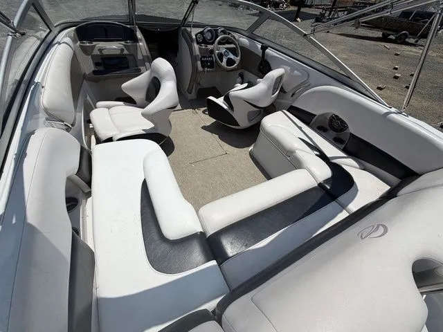 Slide: The Image of Crownline Boats 19 XS - 150 HP Mercury 2014 - 8