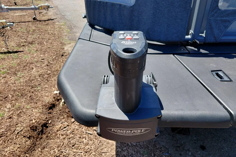 Slide: The Image of 2024 Sea-Doo Switch Cruise 18 with Power-Pole anchor system on deck. - 35