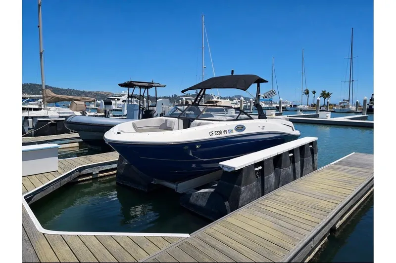 The Image of 2021 Bayliner VR6 - 1