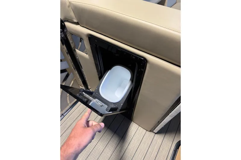 Slide: The Image of Built-in cooler compartment on Balise Halo 26C Twin boat, 2026 model. - 15