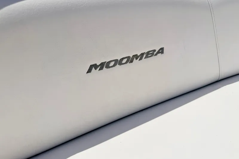 Slide: The Image of 2008 Moomba Outback V boat seat with logo, white upholstery. - 25