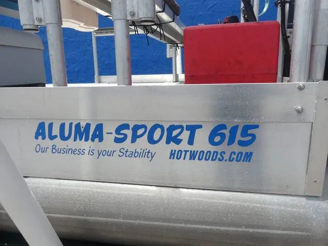 Slide: The Image of Hotwood's Aluma Sport 615 2017 - 7