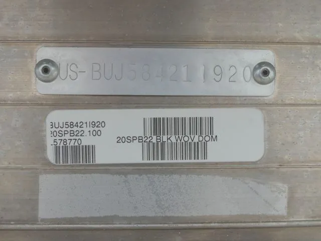 Slide: The Image of Close-up of a serial number on a 2020 Sun Tracker Party Barge 22 DLX. - 18