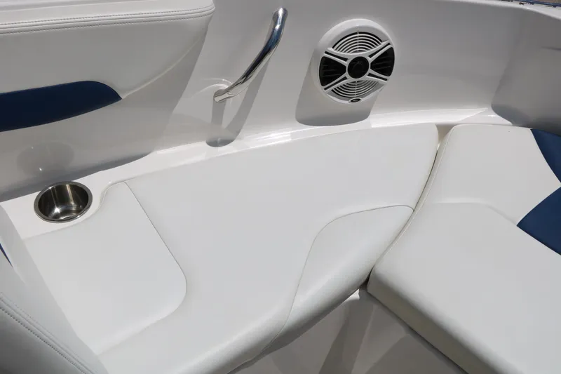 Slide: The Image of Interior of 2013 Chaparral 19 Sport H2O boat with speaker and cup holder. - 14