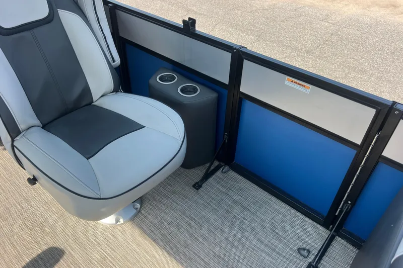 Slide: The Image of Interior of 2022 Viaggio Lago V-U 22 boat with seat and cup holders. - 45